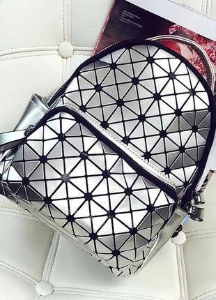 Срібний рюкзак міні космічний БАО БАО бренду ISSEY MIYAKE від компанії Інтернет магазин "Megamaks" - фото 1