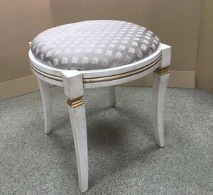 Банкетка круглая из массива ясеня Феникс Микс мебель, цвет белый с патиной + ткань Адель