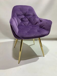 Крісло м'яке з підлокітниками на металевих ніжках для дому / офісу в сучасному стилі CHIC оксамит, колір Б-Т Пурпур