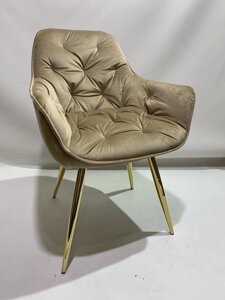 Крісло м'яке з підлокітниками на металевих ніжках для дому / офісу в сучасному стилі CHIC GD оксамит, колір беж PH