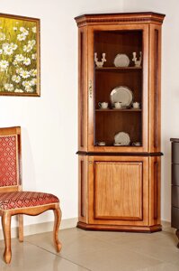 Вітрина дерев'яна у вітальню в класичному стилі Елма РКБ-Меблі кутова пряма, колір на вибір
