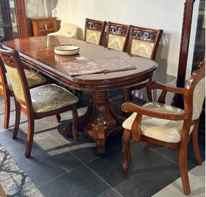 Великий обідній стіл в стилі барокко Classic 22 Olberg, колір темний горіх