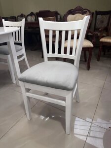 Стілець обідній дерев'яний для вітальні та кухні в класичному стилі Софрон OLB, колір та оббивка на вибір