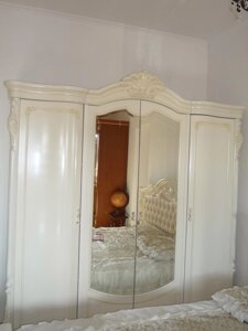 Шафа 4-дверна Валентина, колір білий