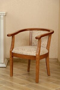 Крісло дерев'яне з підлокітниками для вітальні і кухні Глорія РКБ-Меблі, колір на вибір