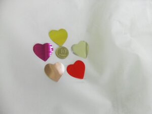Сердечки 2,5 см різних кольорів
