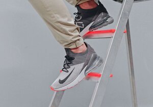 Кросівки Nike Air Max 270 Flyknit AO1023-004 (розмір 45, USA-11, 29 см)