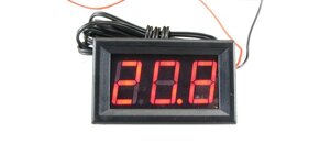 Автомобільний термометр з виносним датчиком температури і червоним циферблатом