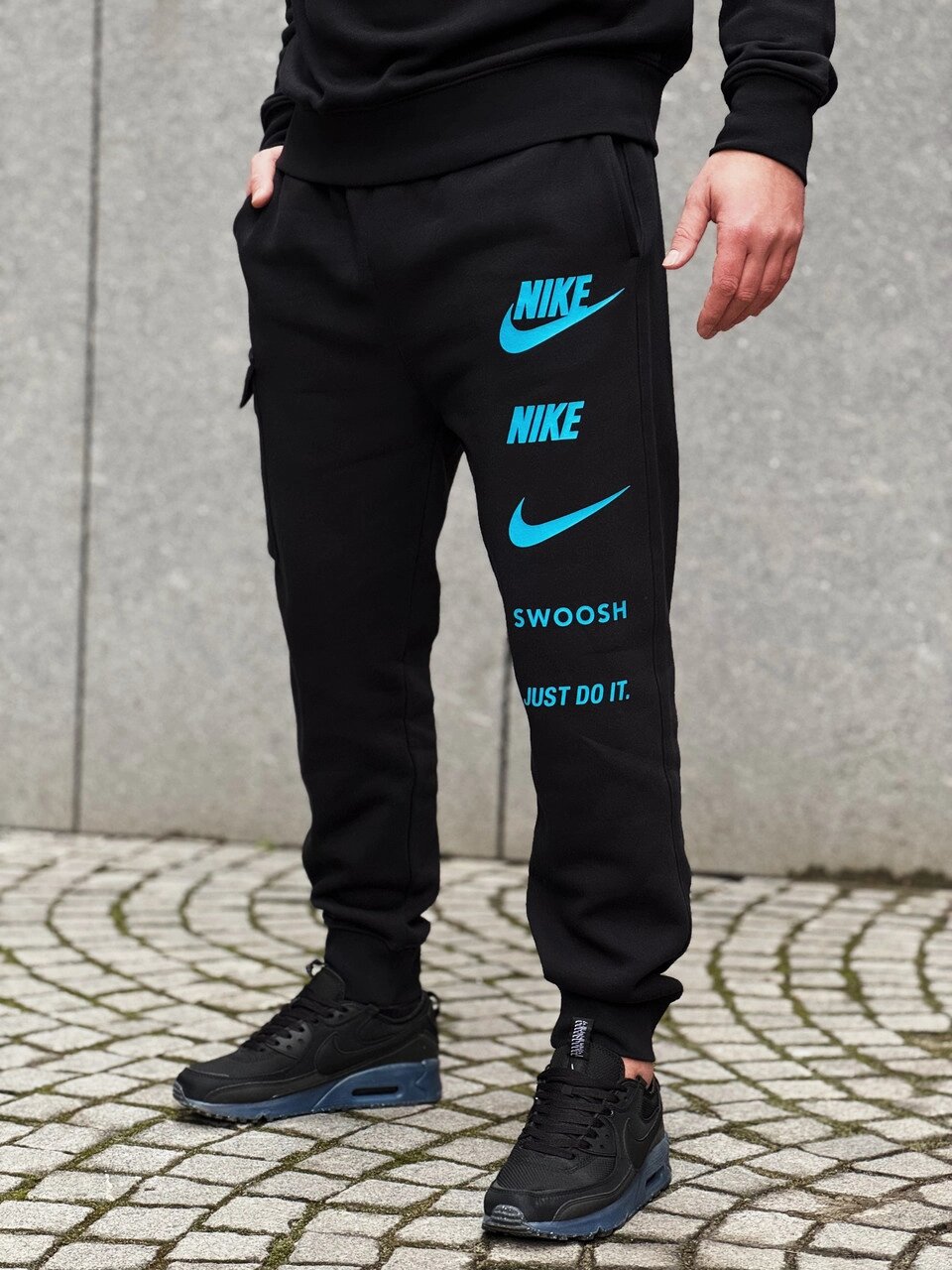 Чоловічі штани Nike Sportswear Standard Issue Black / FJ0550-010 від компанії Інтернет магазин "Airpac" - фото 1