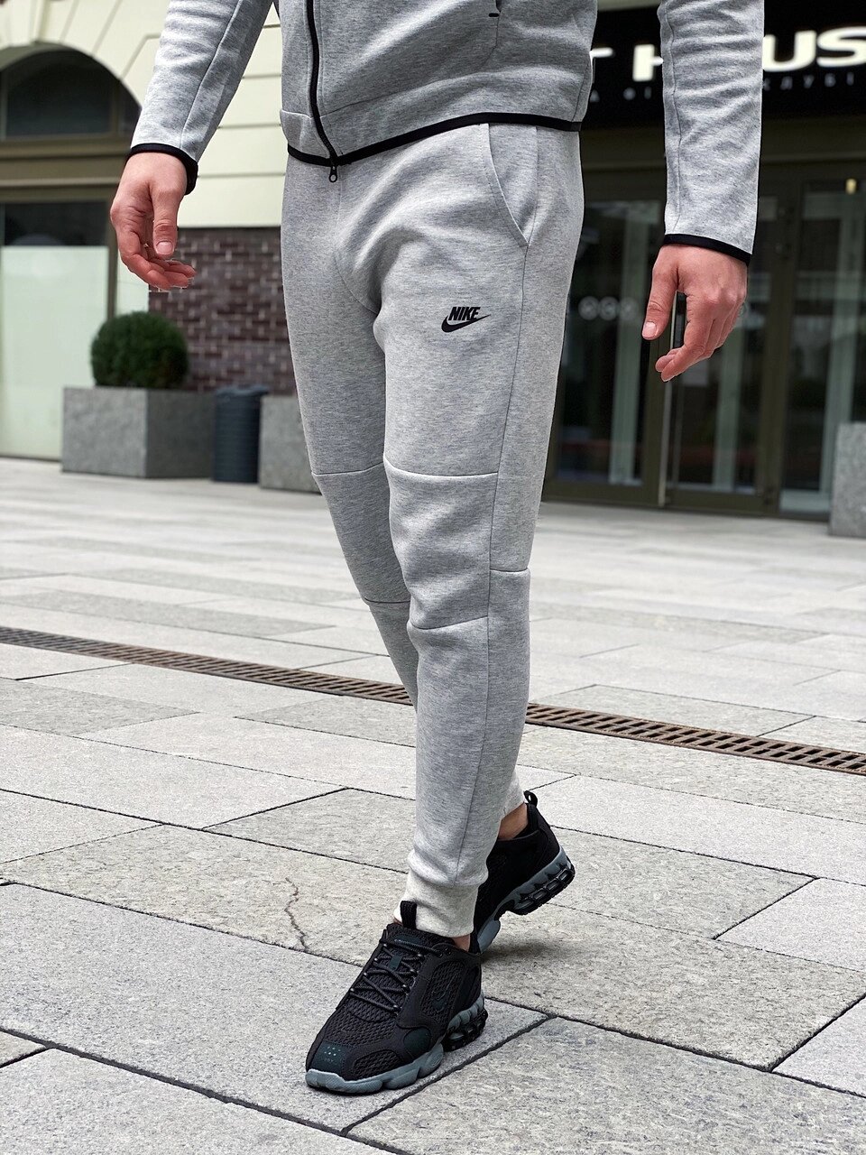 Чоловічі спортивні штани Nike Tech Fleece / CLO-216 (Розмір:M) від компанії Інтернет магазин "Airpac" - фото 1