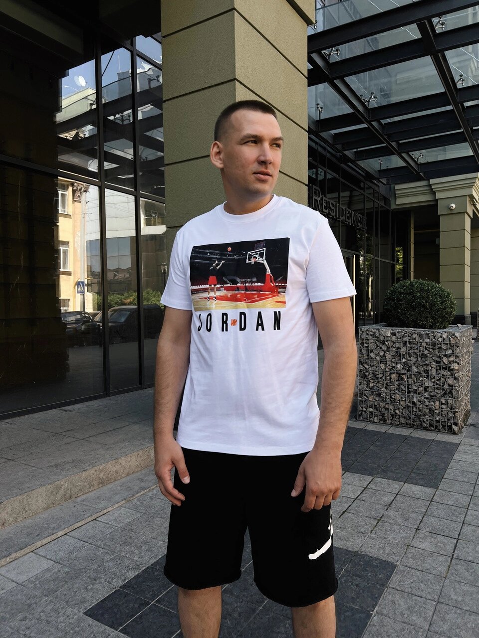 Футболка чоловіча Air Jordan X Undefeated White / DX6030-100 (Розміри:M,L, XL, XXL) від компанії Інтернет магазин "Airpac" - фото 1