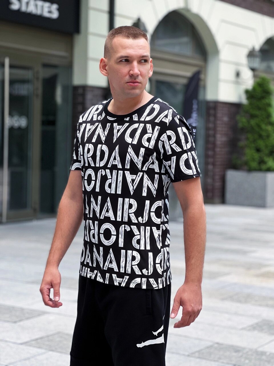 Футболка чоловіча Jordan Printed Short-Sleeve Crew / CN3587-010 (Розмір:S) від компанії Інтернет магазин "Airpac" - фото 1