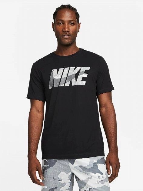 Футболка чоловіча Nike Df Tee Camo Gfx / DM5669-010 (Розмір:S) від компанії Інтернет магазин "Airpac" - фото 1