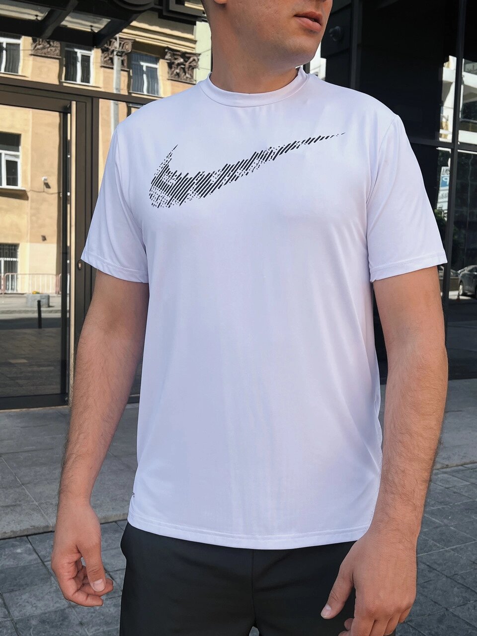 Футболка чоловіча Nike Dri-Fit / DD1622-100 (Розміри:M,L, XL, XXL) від компанії Інтернет магазин "Airpac" - фото 1