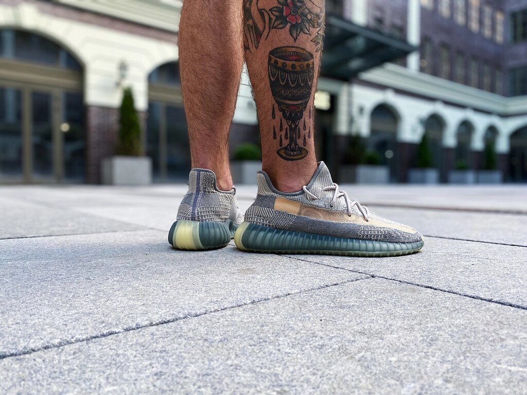 Кросівки чоловічі Adidas Yeezy 350 Boost V2 "Israfil" / FZ5421 (Розміри:41,42,43,44,45,46) від компанії Інтернет магазин "Airpac" - фото 1