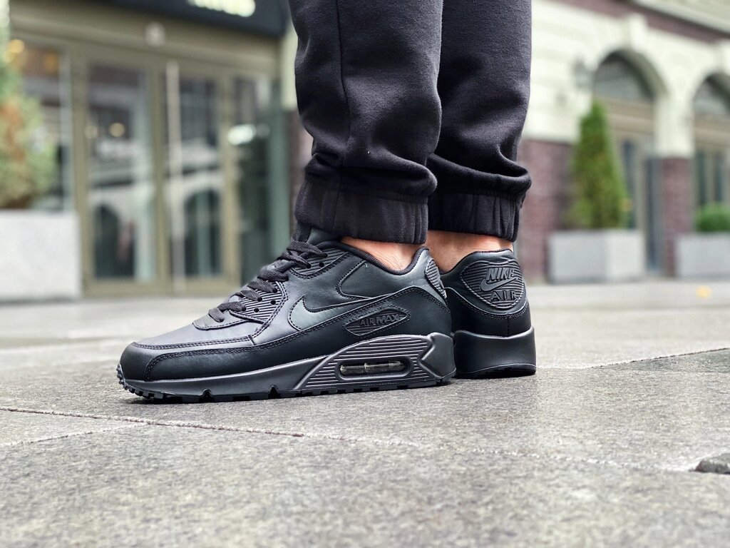 Кросівки чоловічі Nike Air Max 90 Leather Black / 302519-001 від компанії Інтернет магазин "Airpac" - фото 1