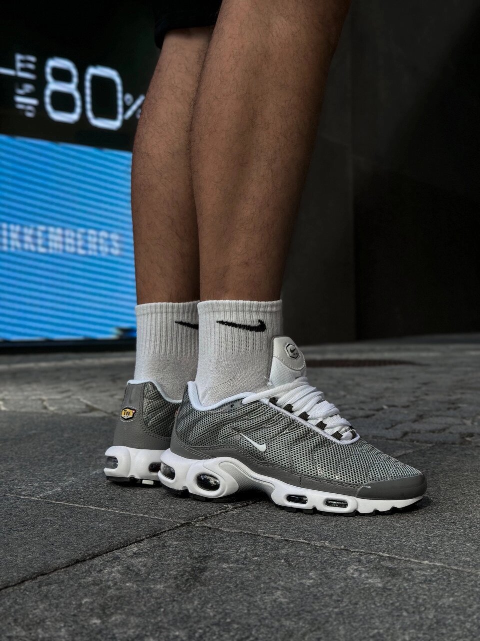 Кросівки чоловічі Nike Air Max Plus Se "Grey" / DV7665-002 від компанії Інтернет магазин "Airpac" - фото 1