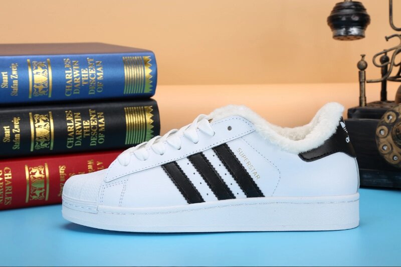 Кросівки чоловічі зимові Adidas Superstar / WNTR-212 від компанії Інтернет магазин "Airpac" - фото 1