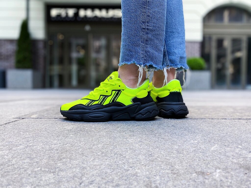 Кросівки жіночі Adidas Ozweego "Solar Yellow" / EG7449 (Розміри:39) від компанії Інтернет магазин "Airpac" - фото 1