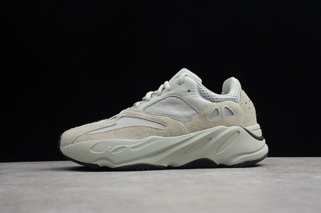 Кросівки жіночі Adidas Yeezy 700 Boost V2 / ADM-2745 від компанії Інтернет магазин "Airpac" - фото 1