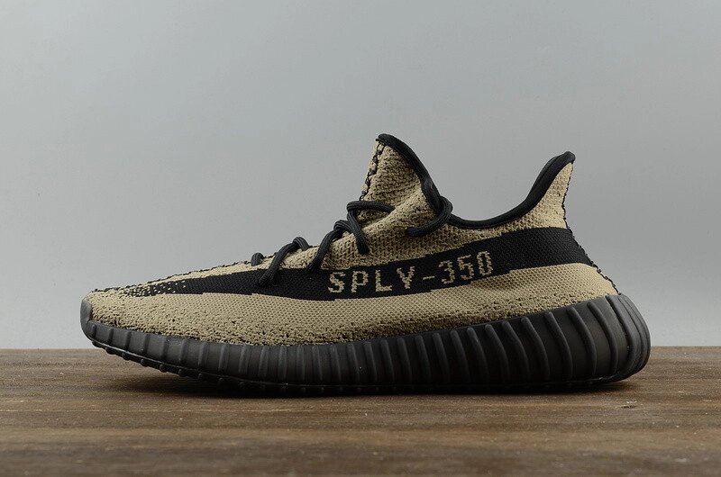 Кросівки жіночі Adidas Yeezy Boost 350 V2 / ADW-1630 від компанії Інтернет магазин "Airpac" - фото 1