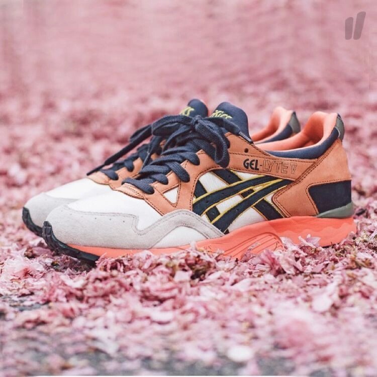 Кросівки жіночі Asics Gel Lyte V Midnight Bloom / ASC-678 від компанії Інтернет магазин "Airpac" - фото 1