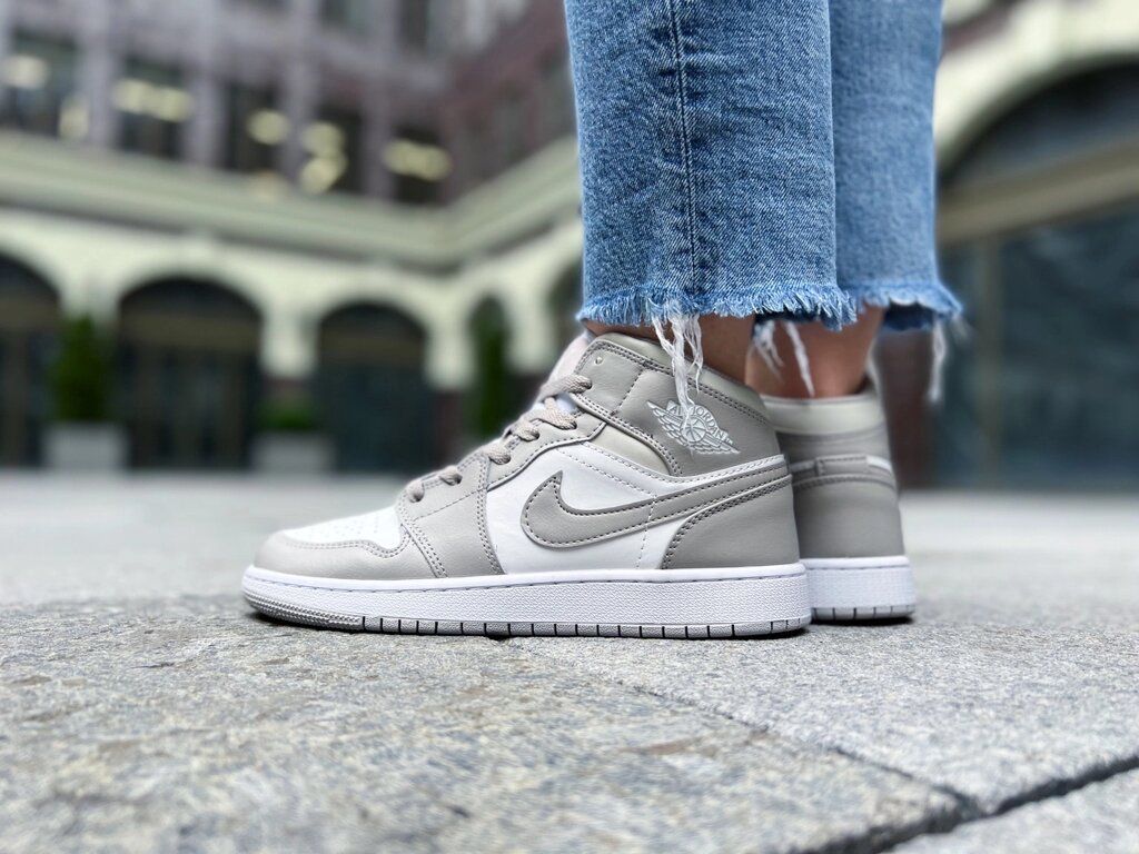 Кросовки жіночих Air Jordan 1 Mid "College Grey" / 554724-082 (Розмір:40,5) від компанії Інтернет магазин "Airpac" - фото 1