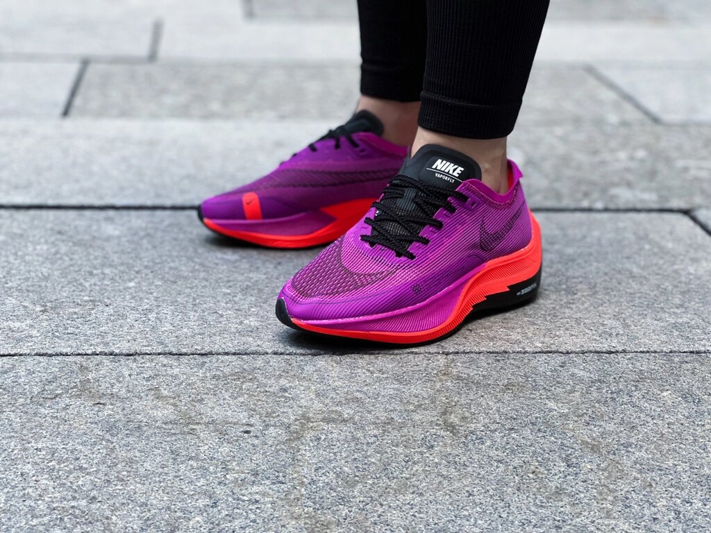 Кросовки жіночих Nike ZoomX VaporFly NEXT% 2 Hyper Violet/Flash Crimson / CU4123-501 (Розміри:36,38) від компанії Інтернет магазин "Airpac" - фото 1