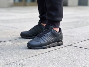 Кроссовки мужские Adidas ZX 700 / S80528 45 EUR (29 см)