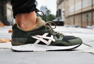 Кросівки чоловічі Asics Gel Lyte V "Schwarzweissolive"ASC-847