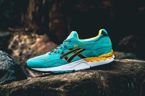 Кроссовки женские Asics Gel Lyte V Tropical green black / ASC-705