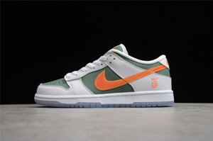 Кросівки жіночі Nike Dunk Low / DNK-246