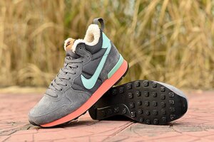 Кросівки жіночі зимові Nike Internationalist Winter / WNTR-319