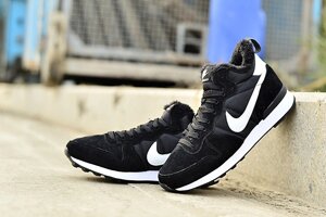 Кросівки жіночі зимові Nike Internationalist Winter / WNTR-320