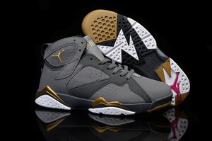 Кросівки жіночі Nike Air Jordan 7 Retro / AJW-326