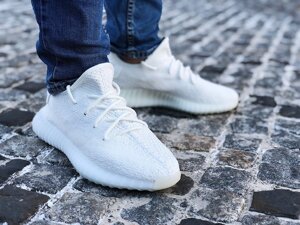 Кросівки чоловічі Adidas Yeezy 350 Boost V2 (Розміри:41)