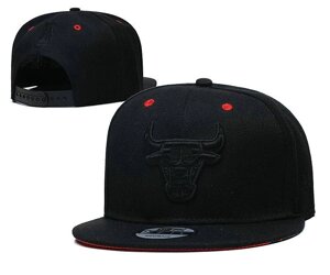 Кепка з прямим козирком Chicago Bulls / SNB-080