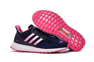 Кросівки жіночі зимові Adidas Ultra Boost / WNTR-276