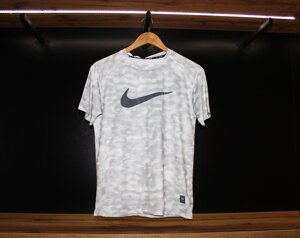 Футболка чоловіча Nike / CLO-035