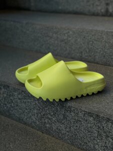 Тапочки жіночі Adidas Yeezy Slide "Glow Green" / GX6138