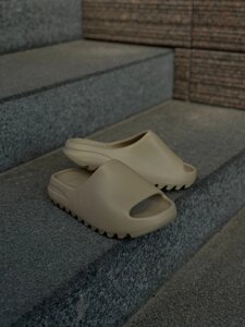 Тапочки жіночі Adidas Yeezy Slide "Pure" / GZ5554