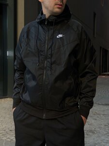 Ветровка мужская Nike Sportswear Windrunner / DA0001-010