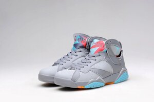 Кросівки чоловічі Nike Air Jordan 7 Retro / AJM-486