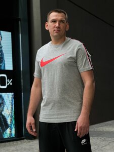 Футболка мужская Nike T-Shirt M Nsw Repeat Sw Ss Tee Grey / DX2032-064