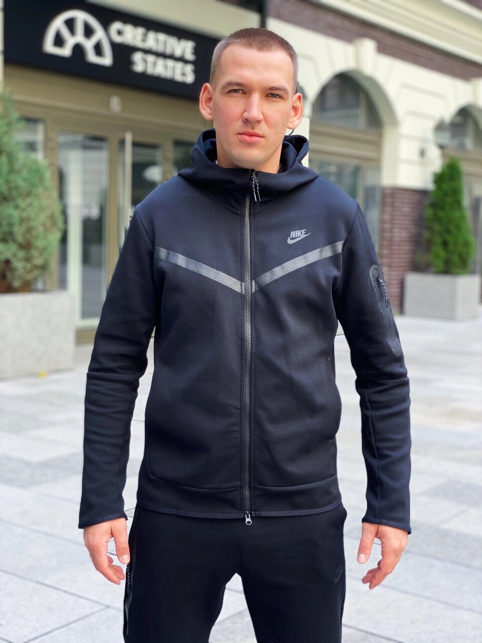 Толстовка чоловіча Nike NSW Tech Fleece Hoodie FZ / CU4489-010 (Розміри: XL) від компанії Інтернет магазин "Airpac" - фото 1