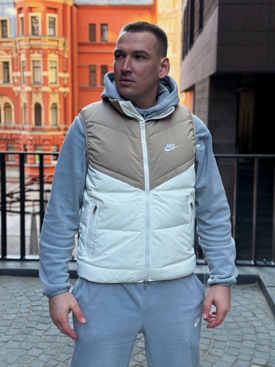 Жилетка мужская Nike Storm-FIT Windrunner Pl-Fld Vest / FB8193-247 від компанії Інтернет магазин "Airpac" - фото 1