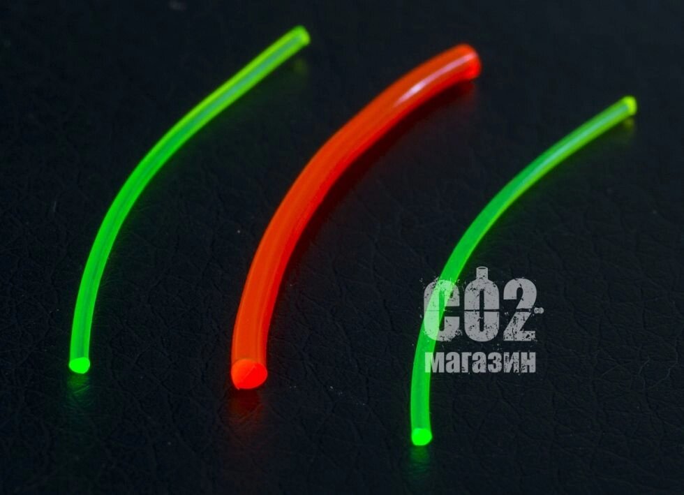 Фібергласові нитки для прицільних планок і мушок (червоний 1,5 мм + зелений 1 мм х 2 шт) від компанії CO2 магазин - фото 1