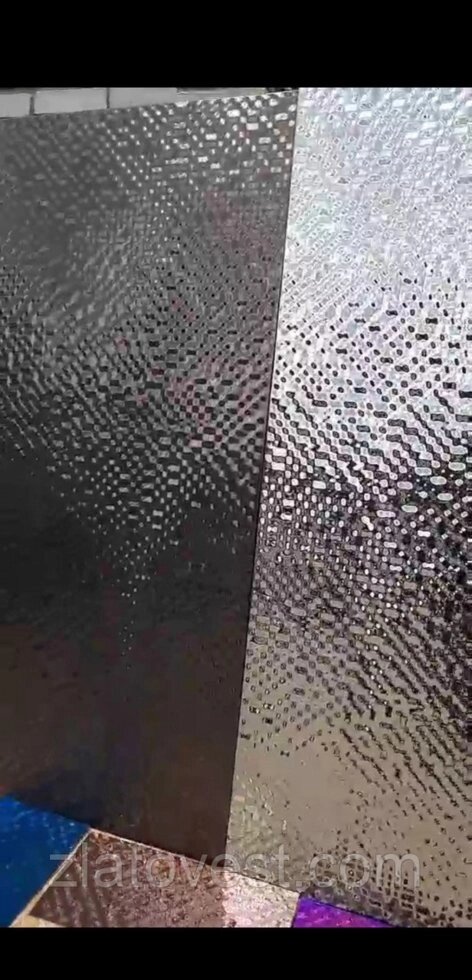 Нержавіюча сталь з тисненням "кубізм" чорного кольору, нітрид титану від компанії Златовест, ТОВ - фото 1