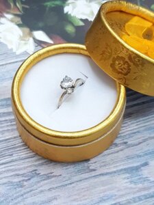 Срібний перстень Міла з цирконом 16р
