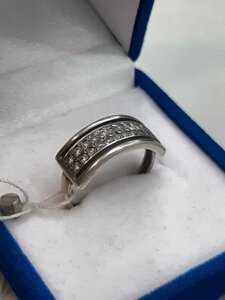 Срібний перстень з фианитом 18р